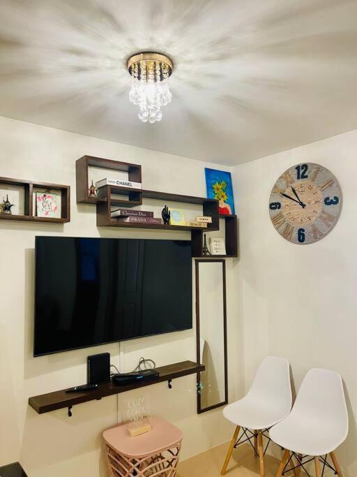 Two Bedroom In A Great Location Centrally Located Iloilo City Ngoại thất bức ảnh